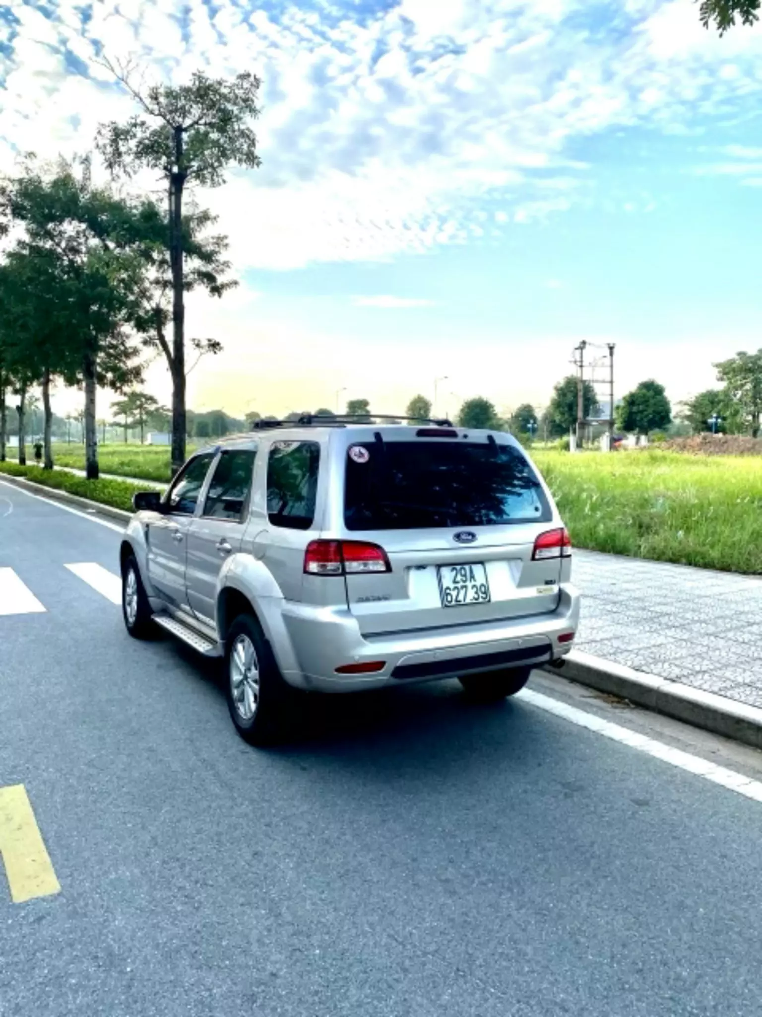 Chính chủ cần Bán Xe Escape 2012 một chủ từ đầu-5