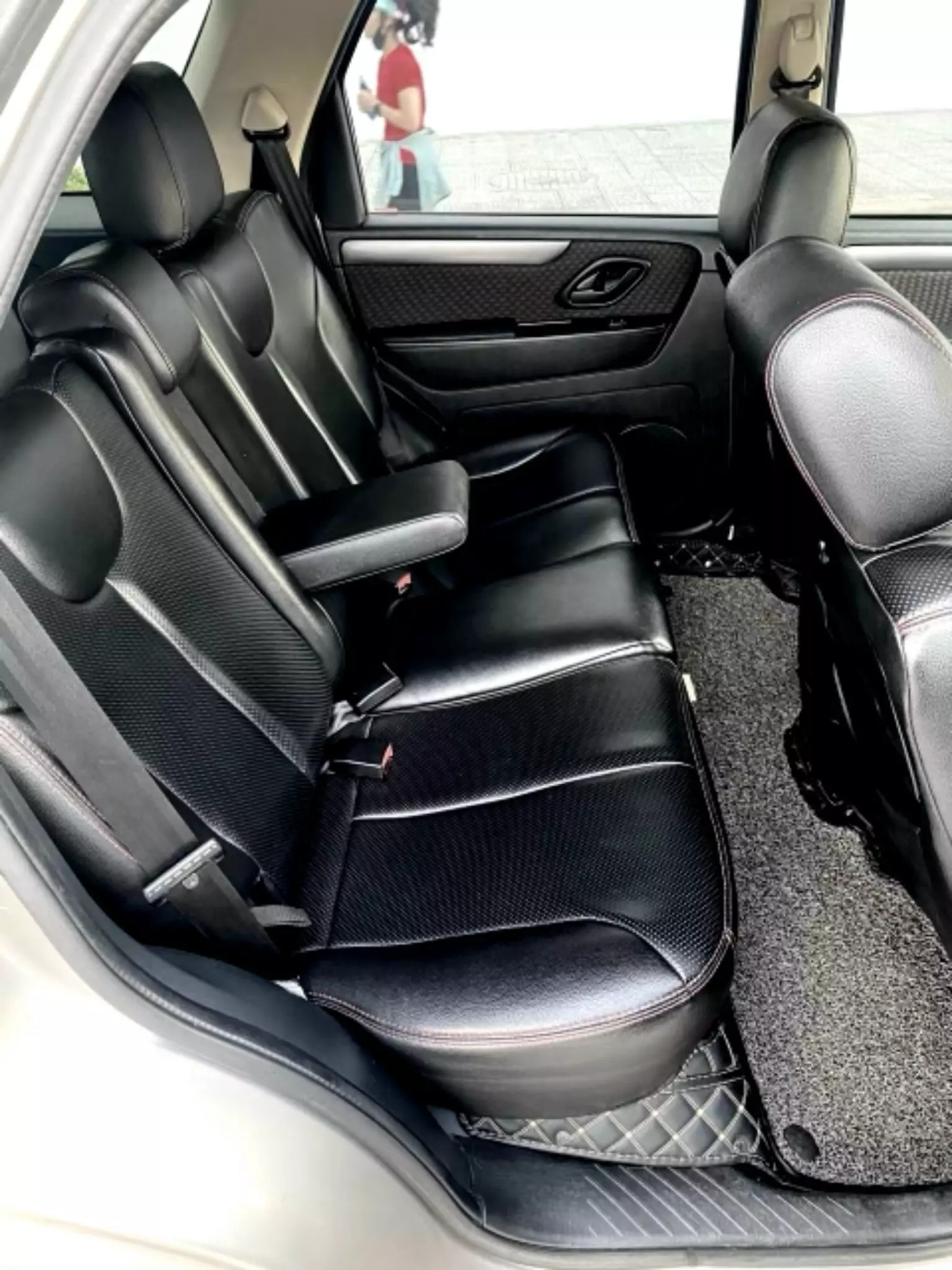 Chính chủ cần Bán Xe Escape 2012 một chủ từ đầu-7