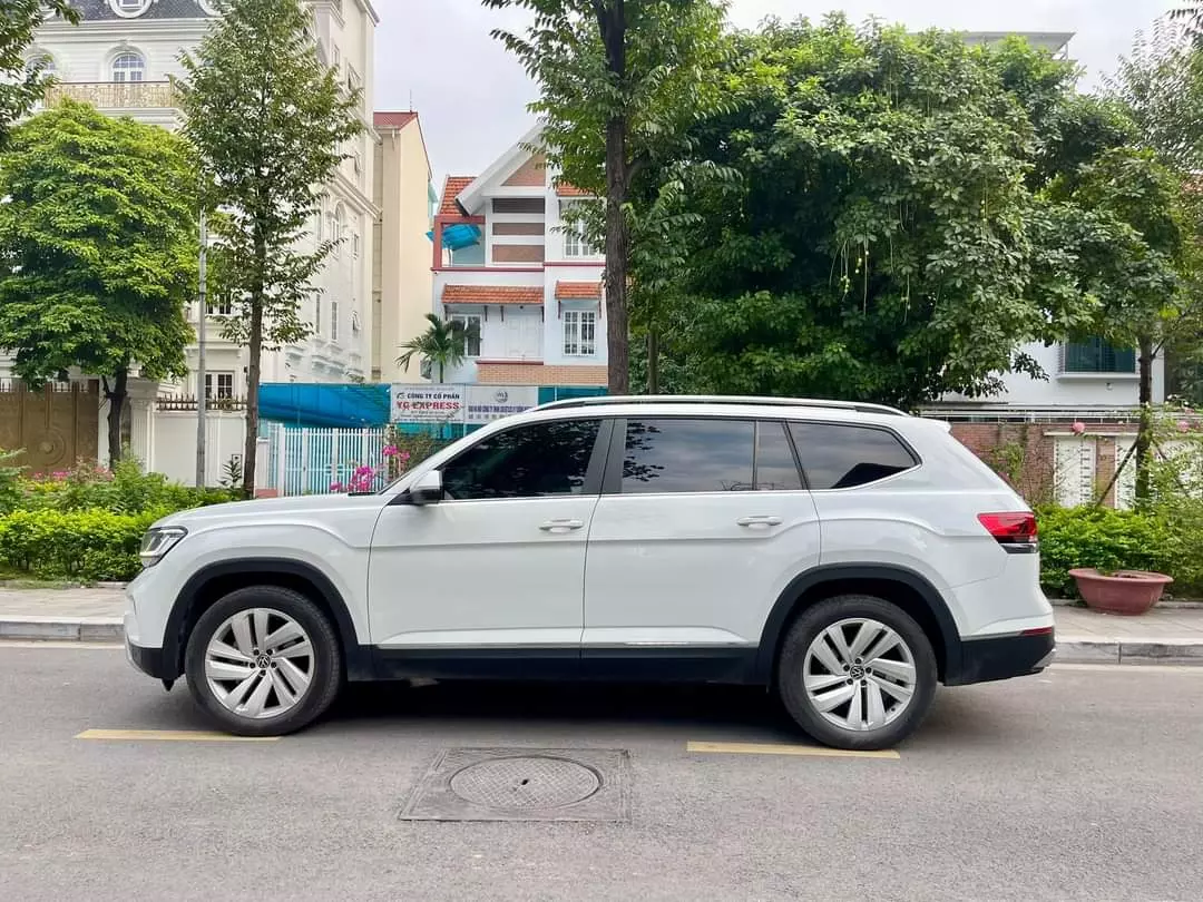 Xe Volkswagen Teramont 2022 đăng ký lần đầu, chính chủ -2