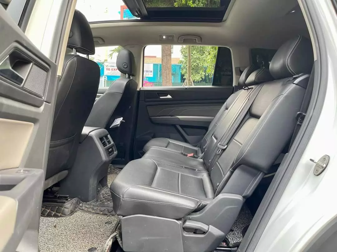 Xe Volkswagen Teramont 2022 đăng ký lần đầu, chính chủ -9