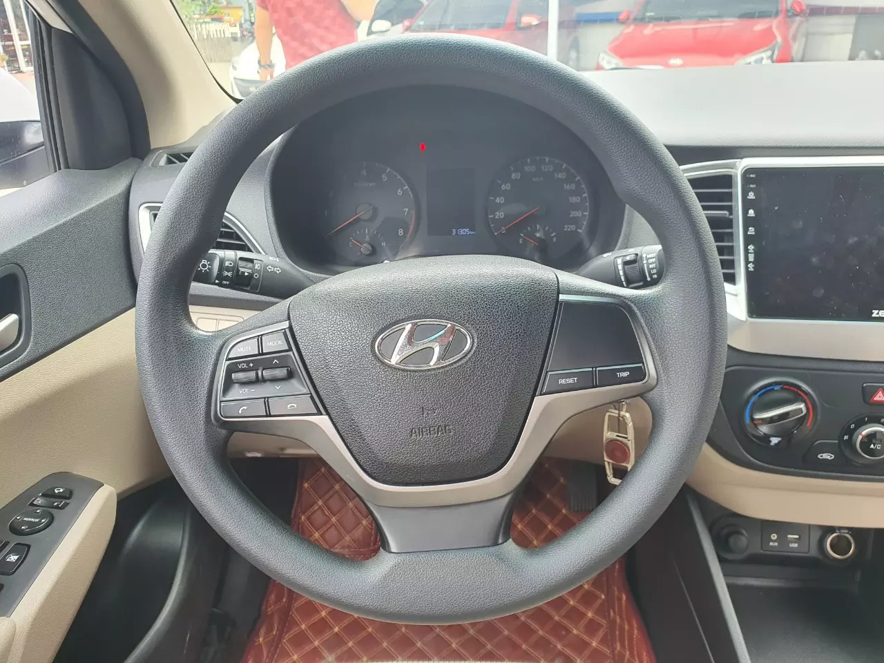 Bán xe Hyundai Accent 1.4 MT 2020-17