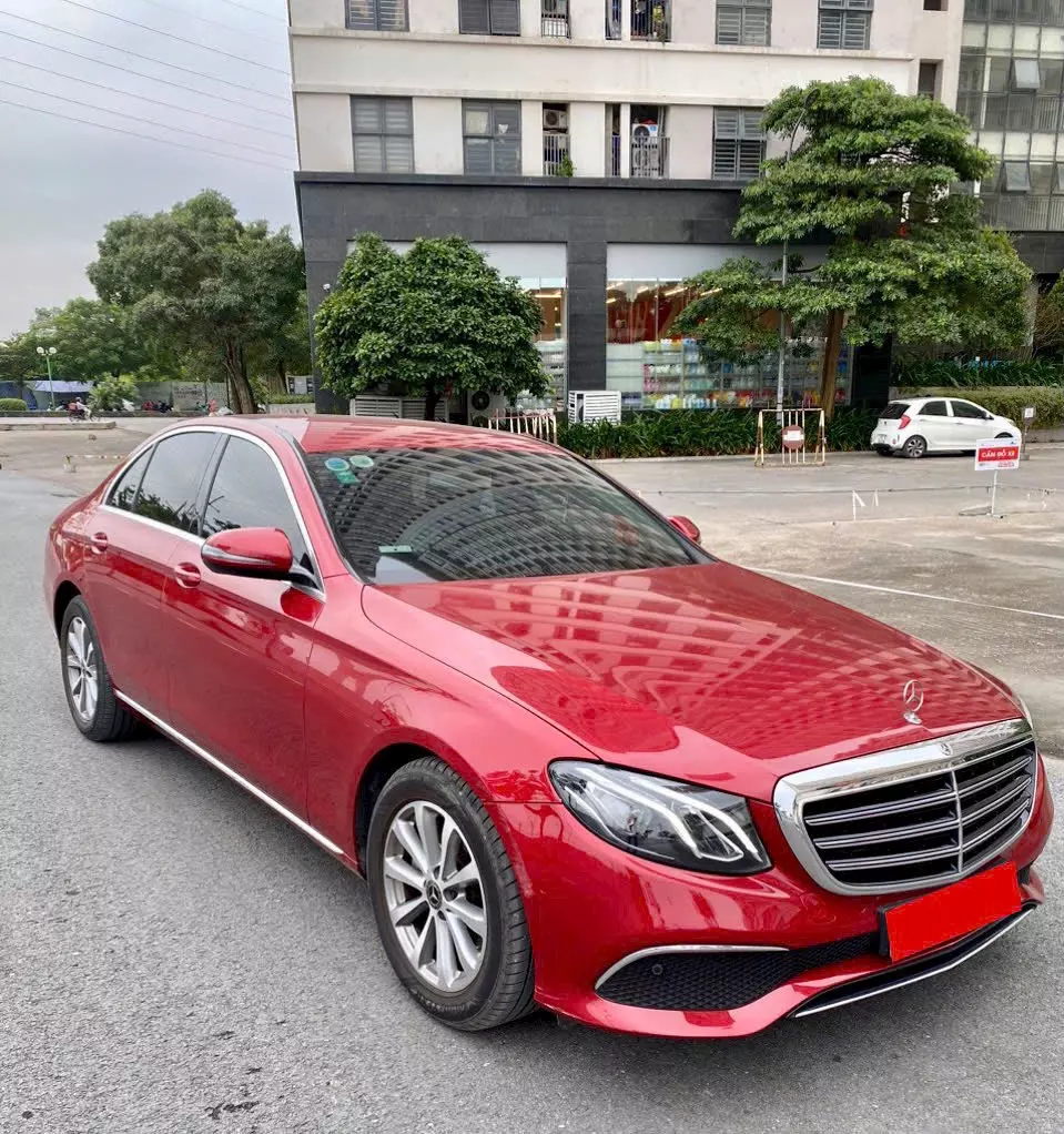 Chính chủ cần bán Mercedes E200 đăng ký 2019-4