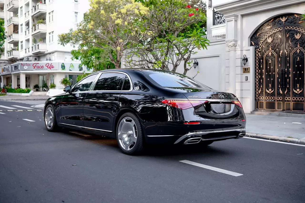 Mercedes-Maybach S450 Model 2023 Odo: 3.333 miles.-4