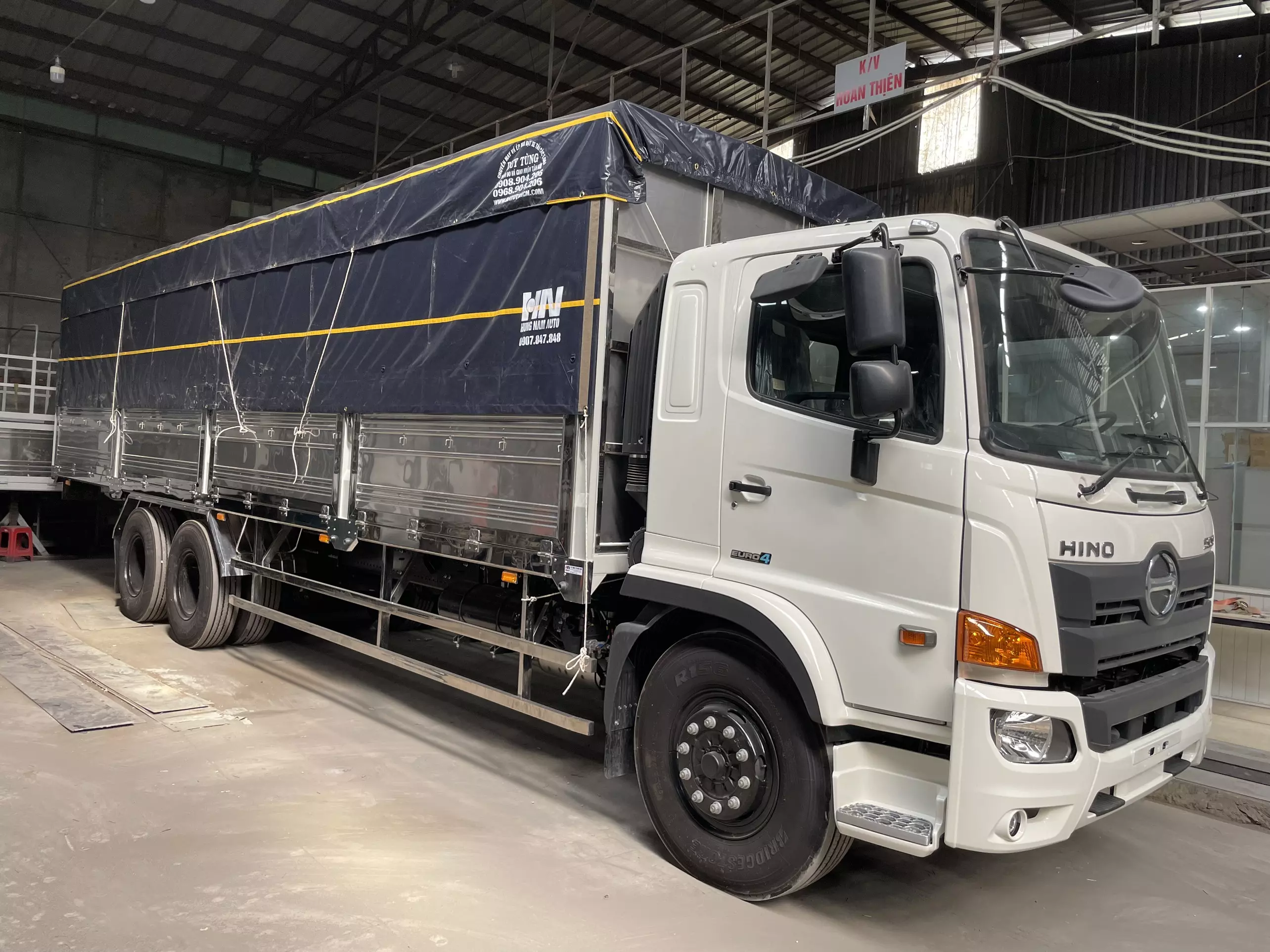 Xe tải Hino 15 tấn được nhiều khách hàng tin tưởng lựa chọn bởi chất lượng vượt trội-2