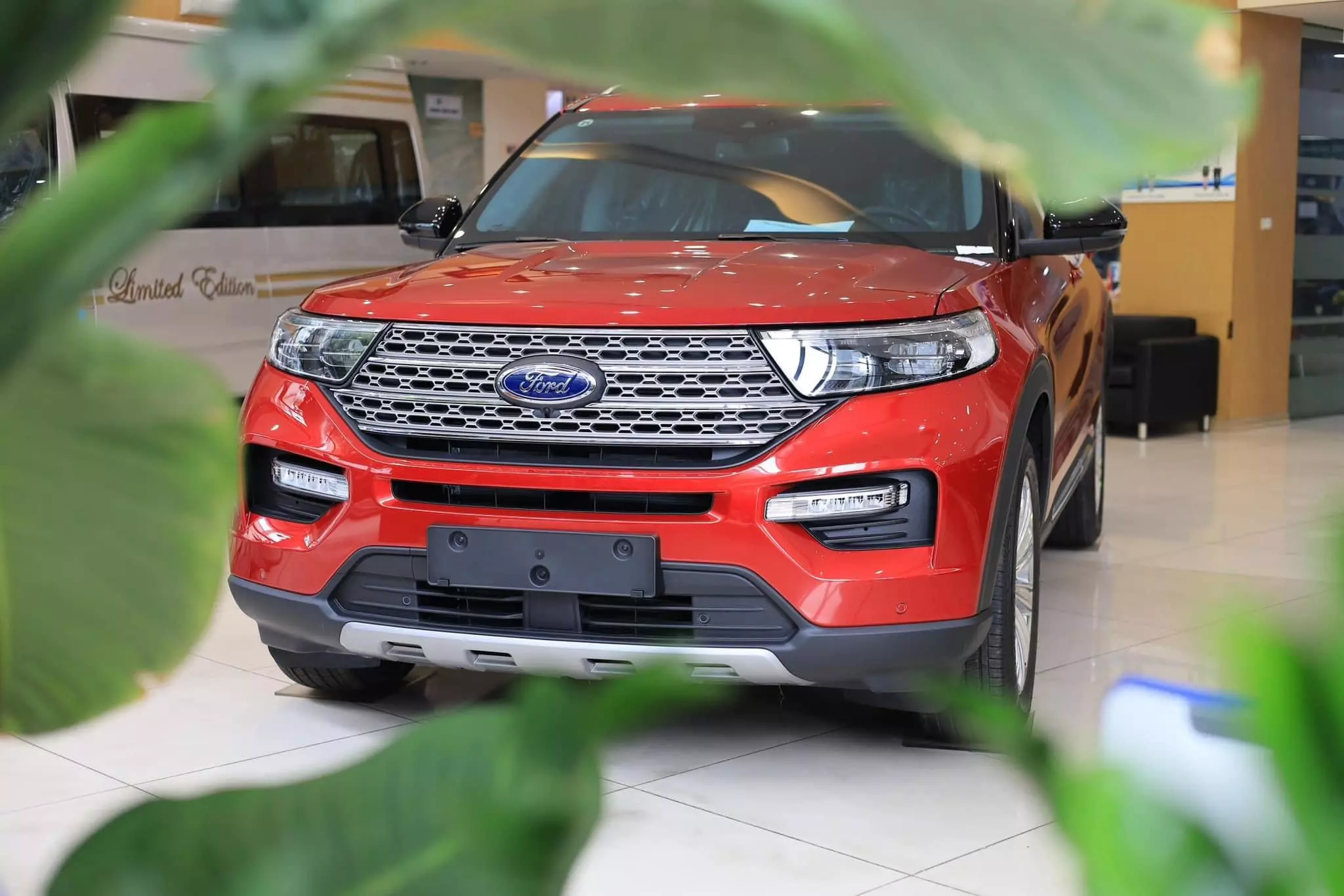 BỨT PHÁ CÙNG PHÚ MỸ FORD - Tận hưởng niềm vui mua sắm không tưởng!-7