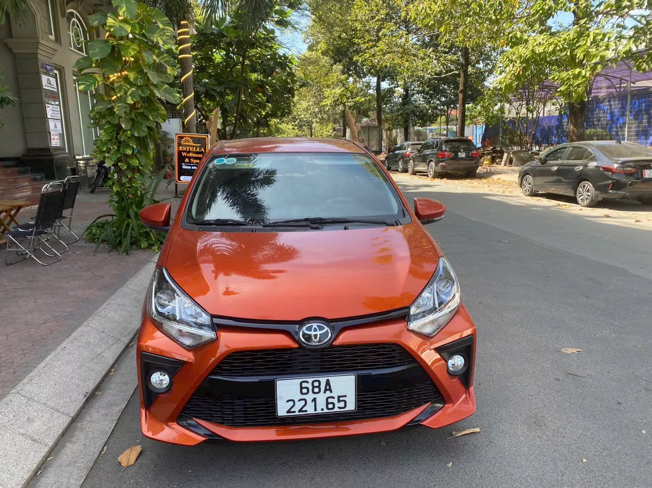 Chính chủ bán xe Toyota wigo 2021 số tự động -0