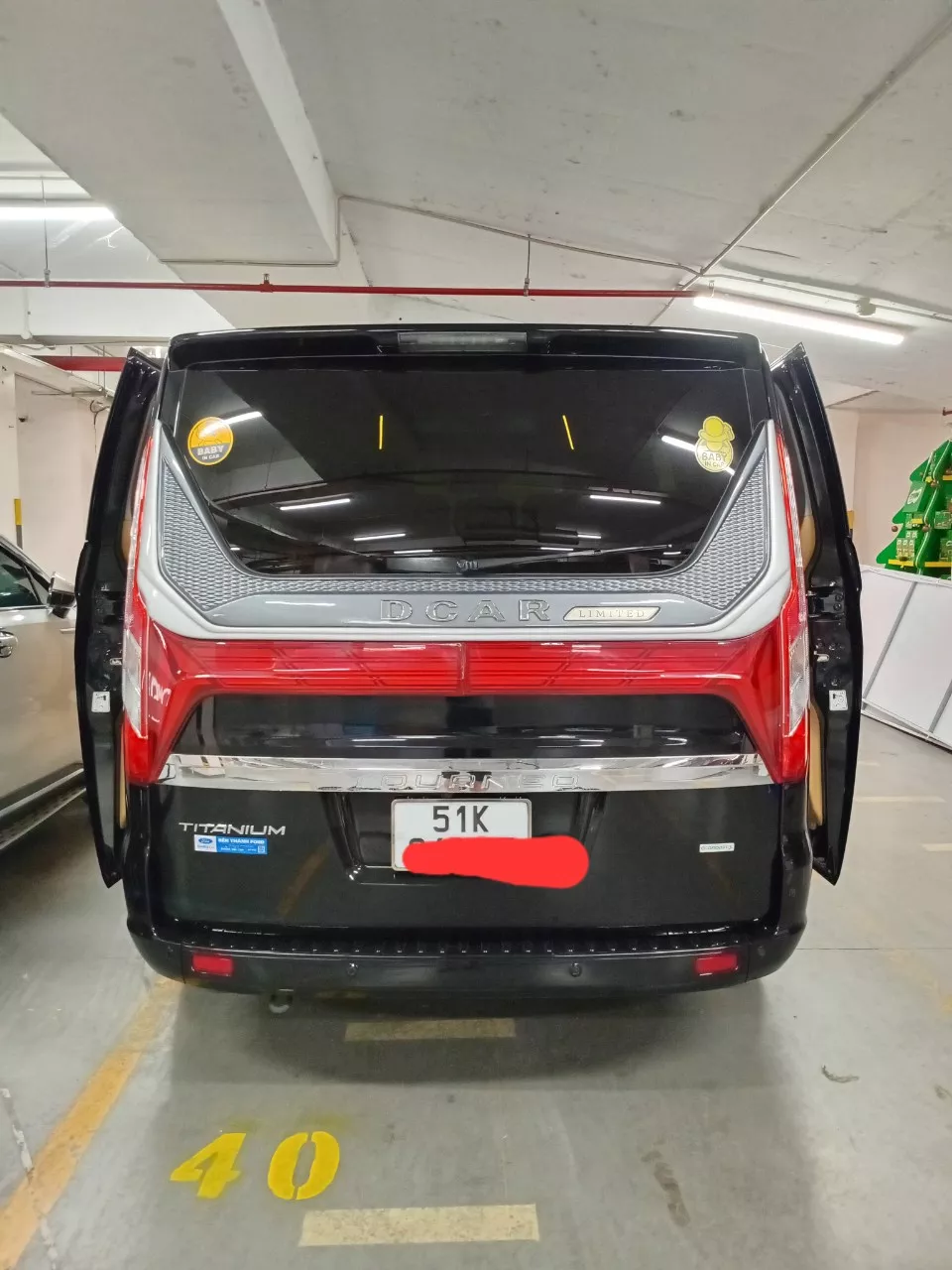 CHÍNH CHỦ CẦN BÁN XE : Ford Tourneo Limousine Dcar, 6 chỗ, sx 2021-1