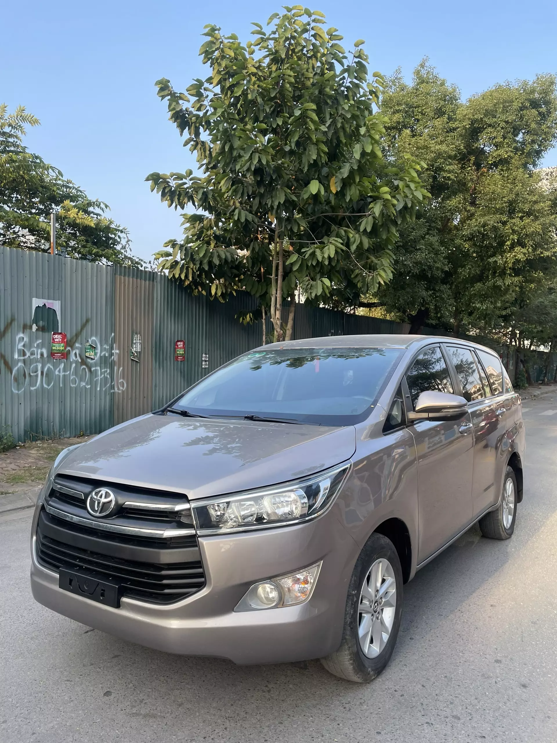 Chính chủ bán xe Toyota Innova sx 2018 bản 2.0E MT-6