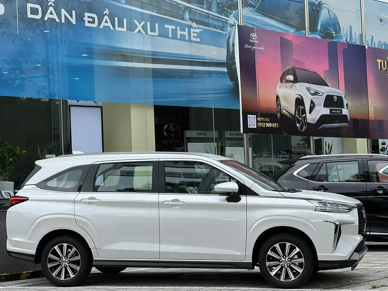 Toyota VELOZ Dòng xe 7 chỗ MPV Quốc Dân -1