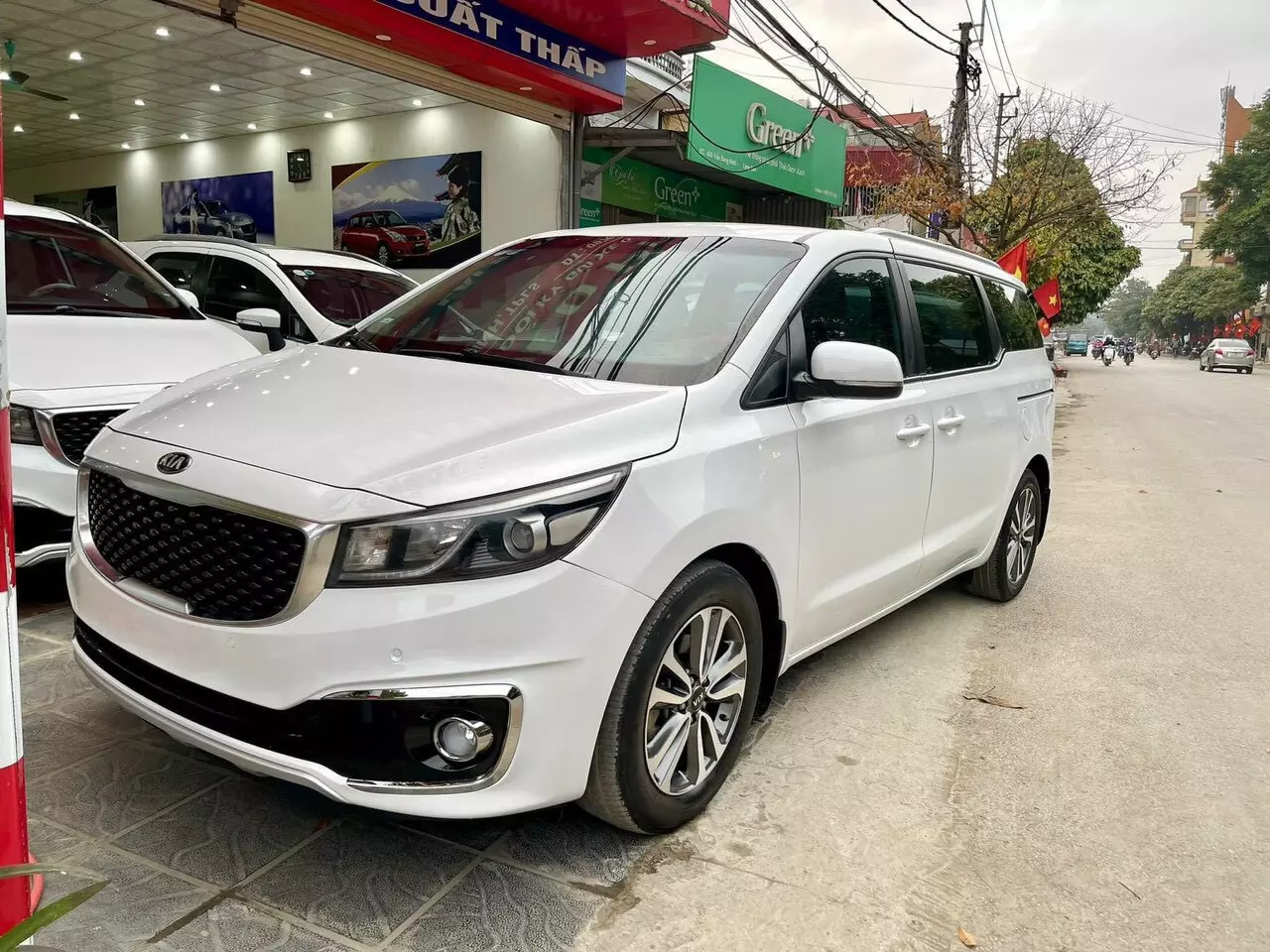 Kia Sedona 2.2 CRDI 2018 bản Tiêu Chuẩn / Od-0