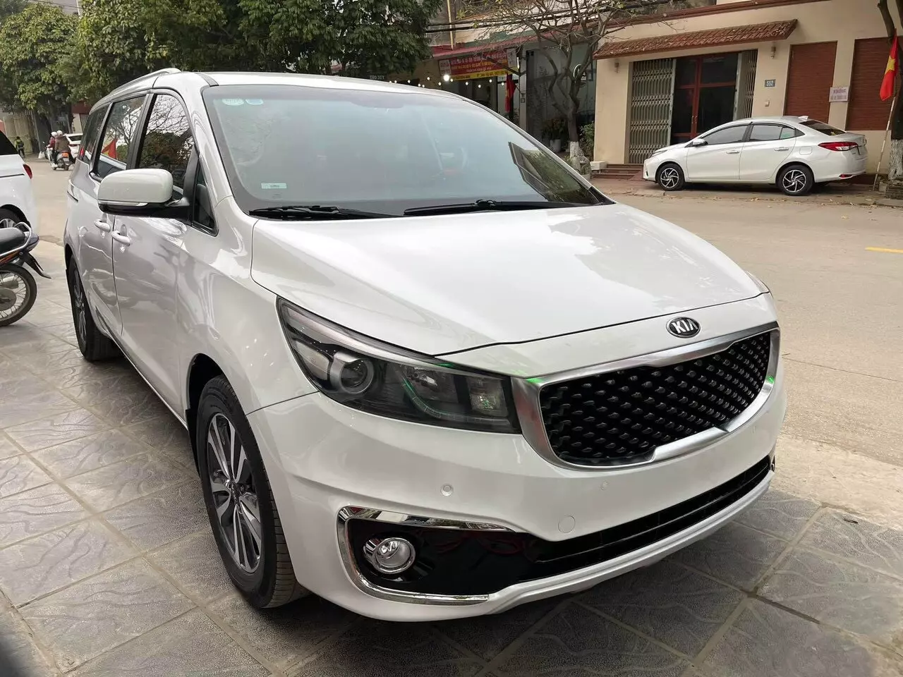 Kia Sedona 2.2 CRDI 2018 bản Tiêu Chuẩn / Od-2