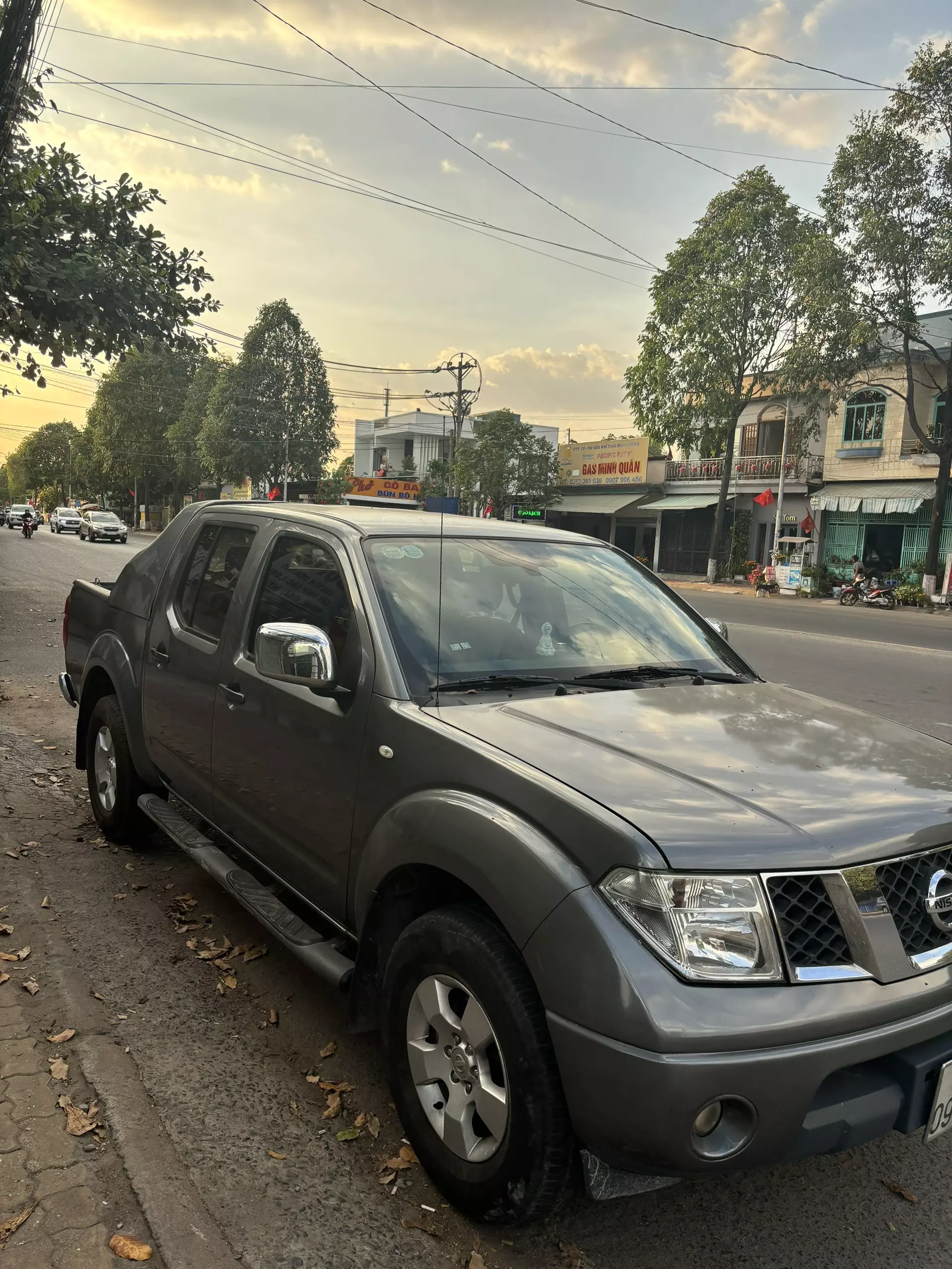 Chính chủ bán xe Nissan NAVARA sản xuất năm 2013-0