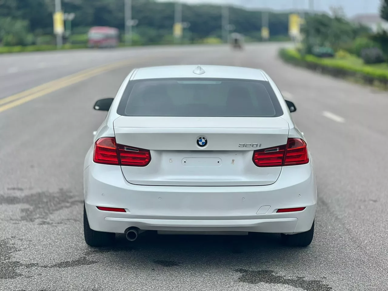 BÁN XE BMW 320i - 2013 - Giá 420 TRIỆU .-7