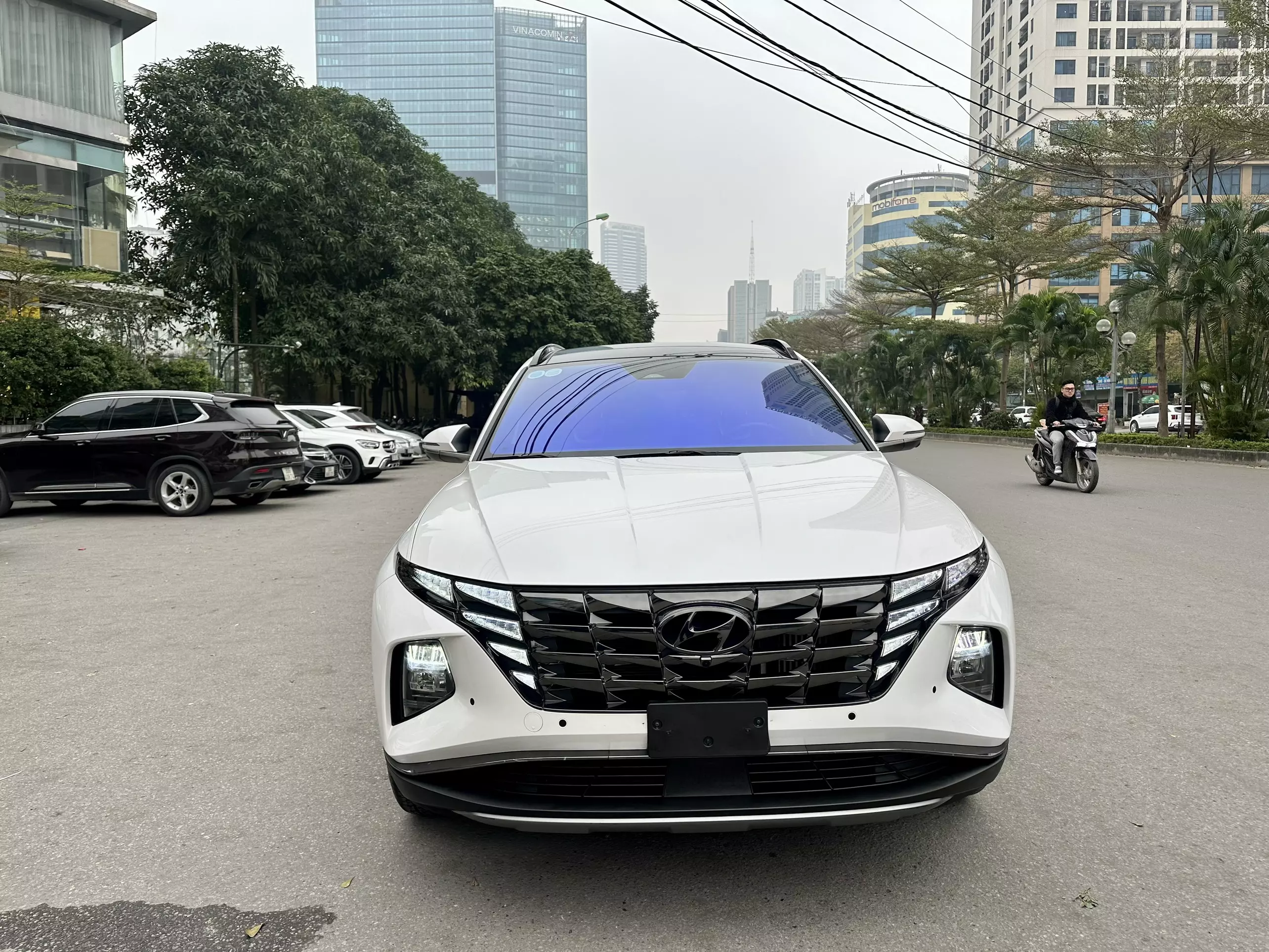 Mới về Tucson 1.6 turbo Mode 2022. Siêu mới. Sơn Zin cả xe -2