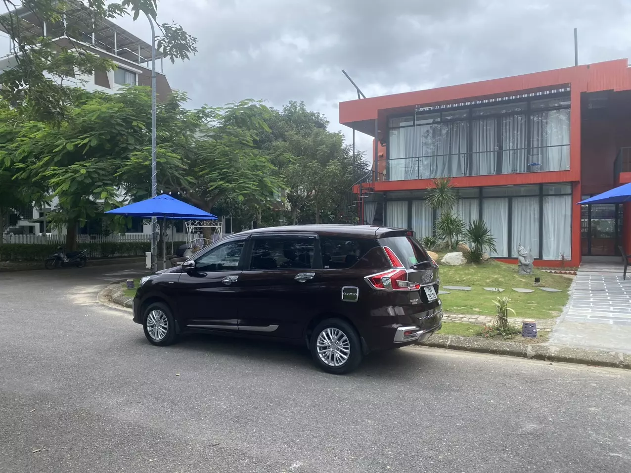 Chính chủ bán xe 7 chỗ Suzuki Ertiga GLX 1.5 AT 2019 -0