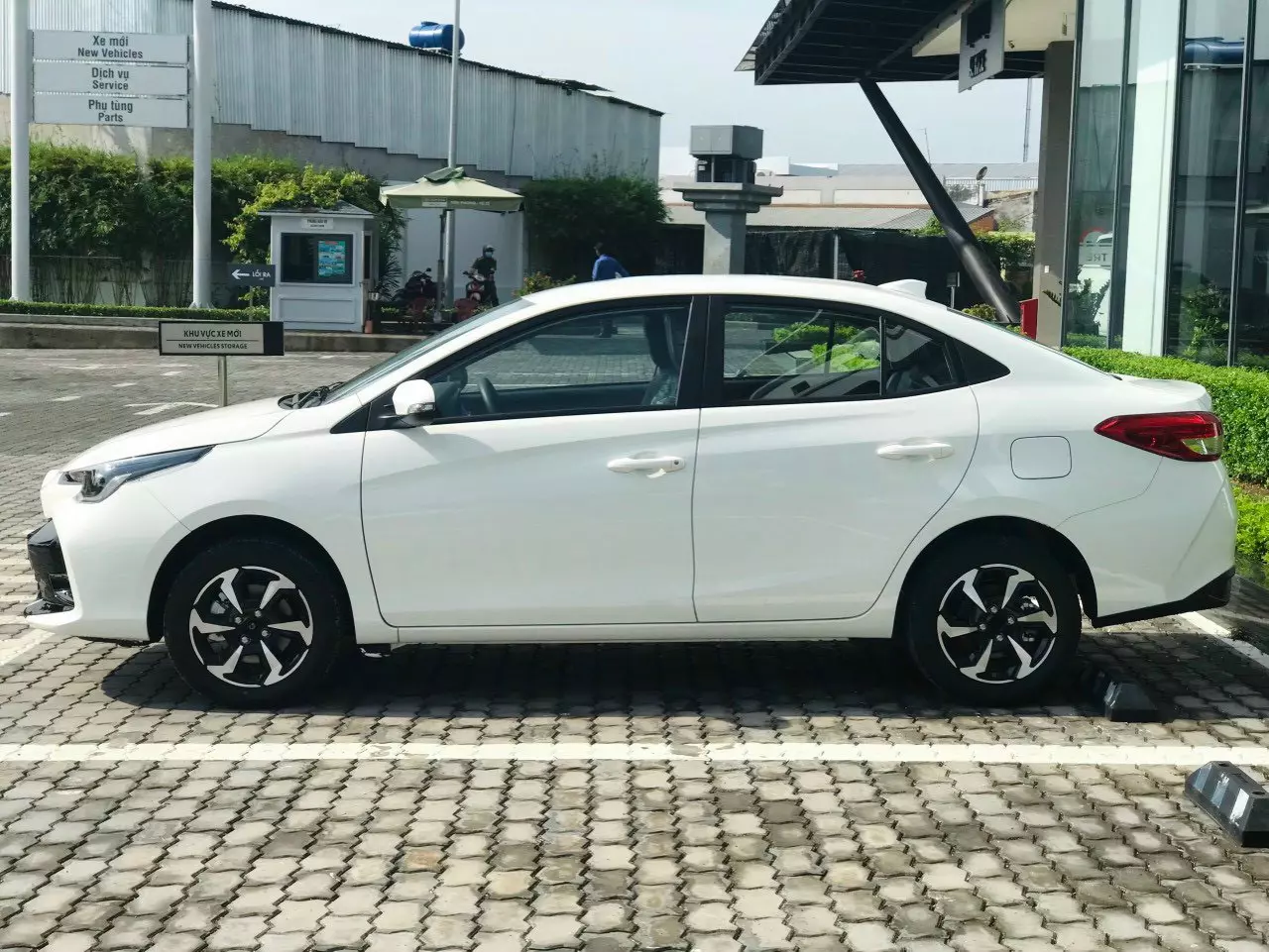 Toyota Huế ưu đãi 100% trước bạ cho xe VIOS -2