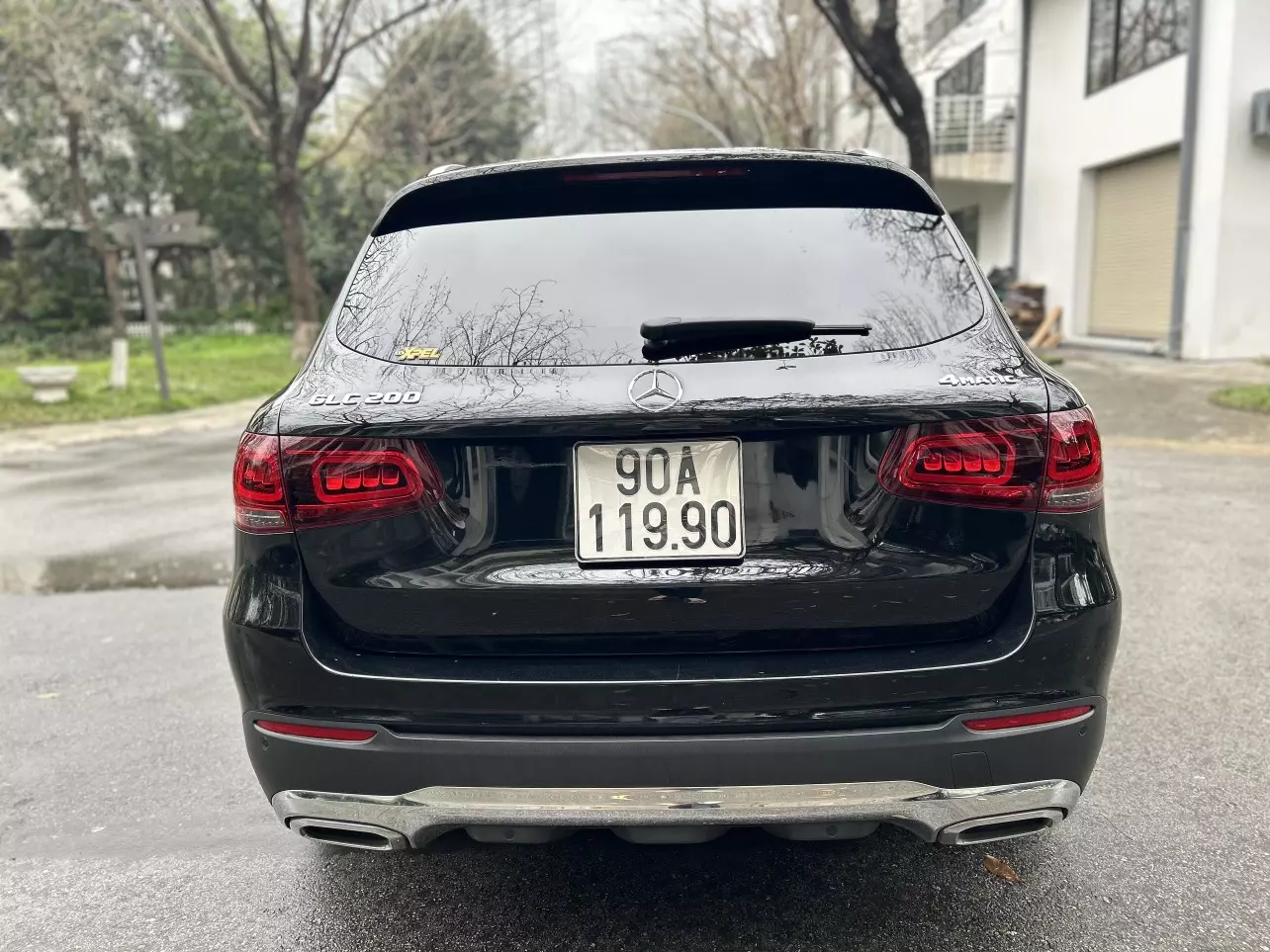 Chính chủ bán xe MEC GLC 200 4 MATIC sản xuất năm 2020 -2