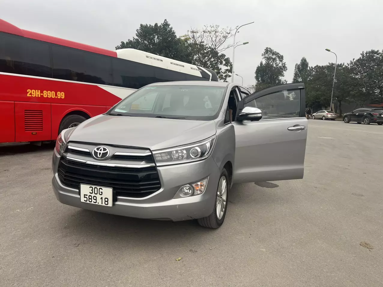 Chính chủ cần bán nhanh Xe innova V 2.0 -0