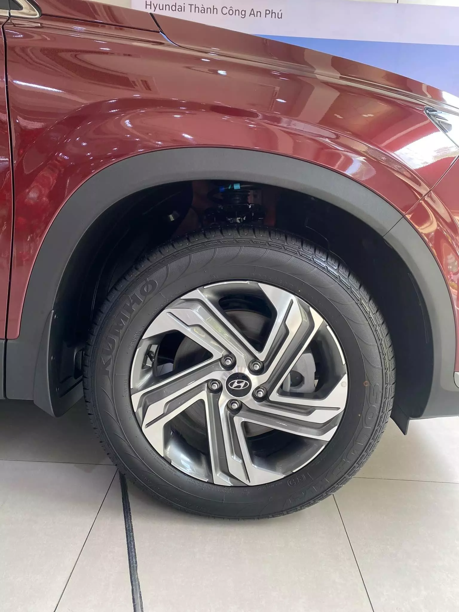Bán ô tô Hyundai Santa Fe 2.2 DẦU TIÊU CHUẨN 2023, màu đỏ-1