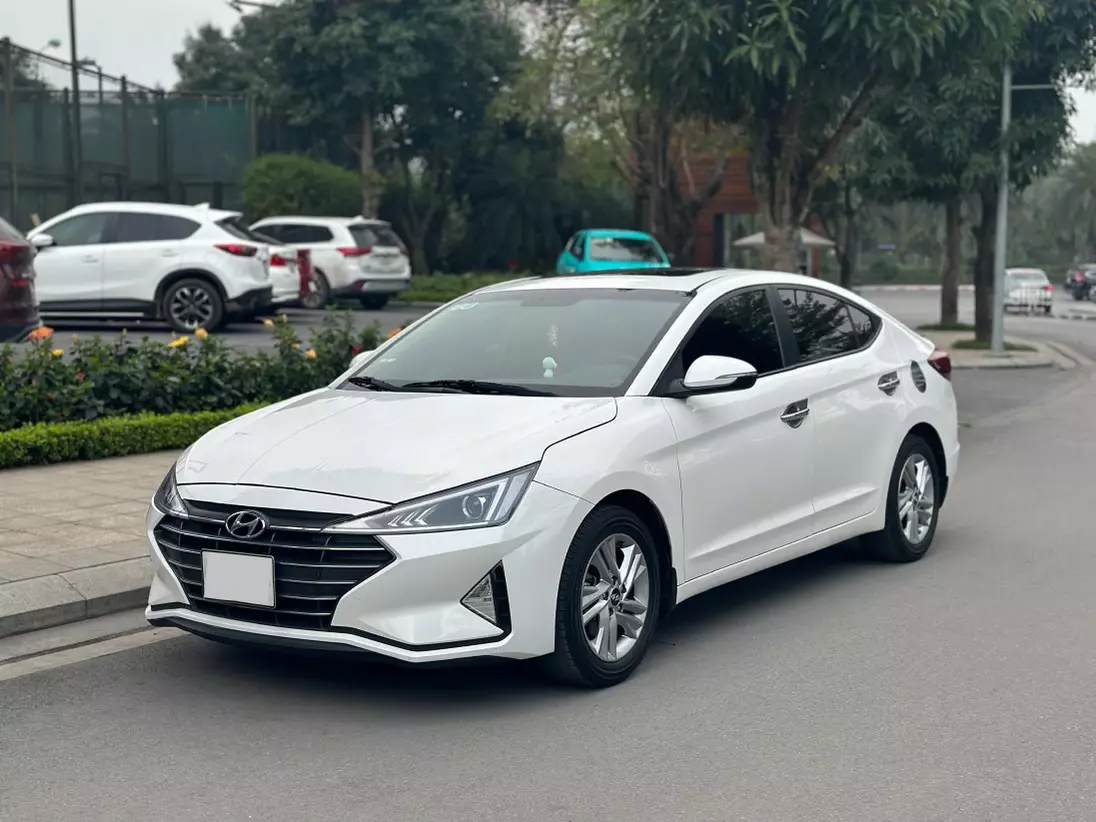 Hyundai Elantra 2020 1.6AT-3