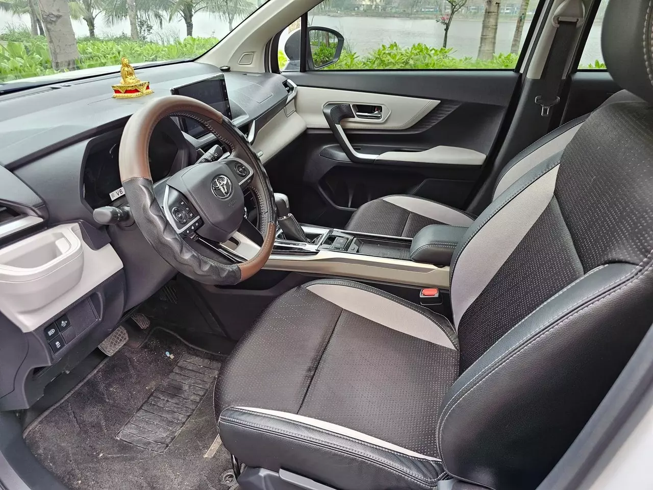 Chính chủ xe Toyota Veloz Cross 1.5 -3