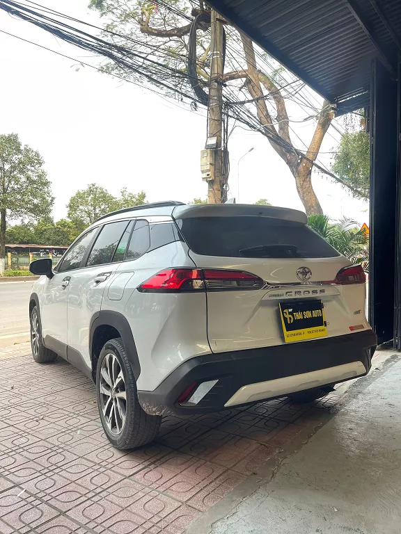 CẦN BÁN NHANH Toyota Cross 2021 bản V-1
