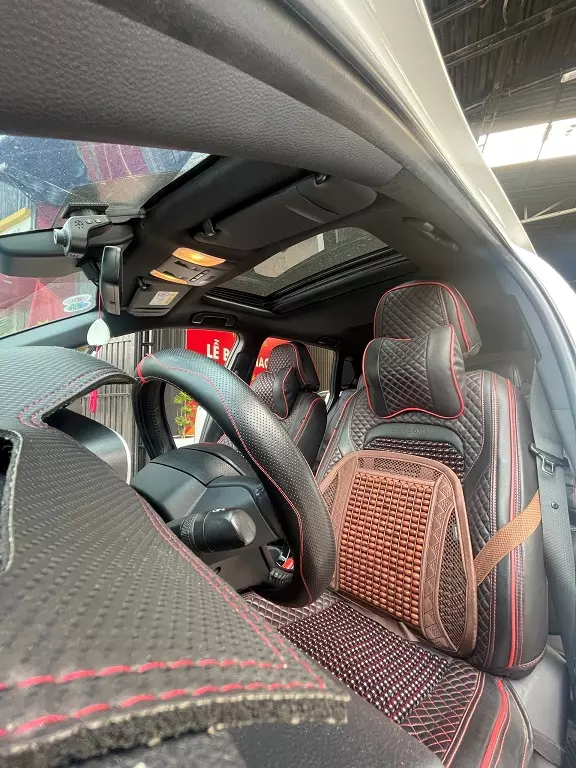 CẦN BÁN NHANH Toyota Cross 2021 bản V-5