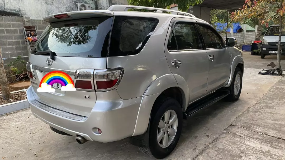 Chính chủ cần bán xe Toyota Fortuner 2.5G 2010 - Bạc - 78.000km-0