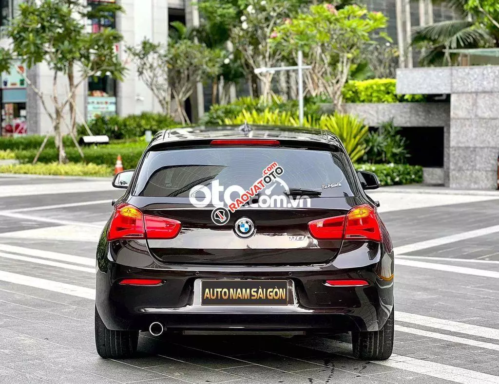 BMW 118i Model 2017 cực kì đẹp-4