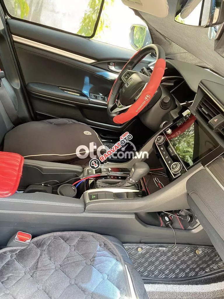 Bán xe chính chủ Honda Civic 1.8G 2019-6