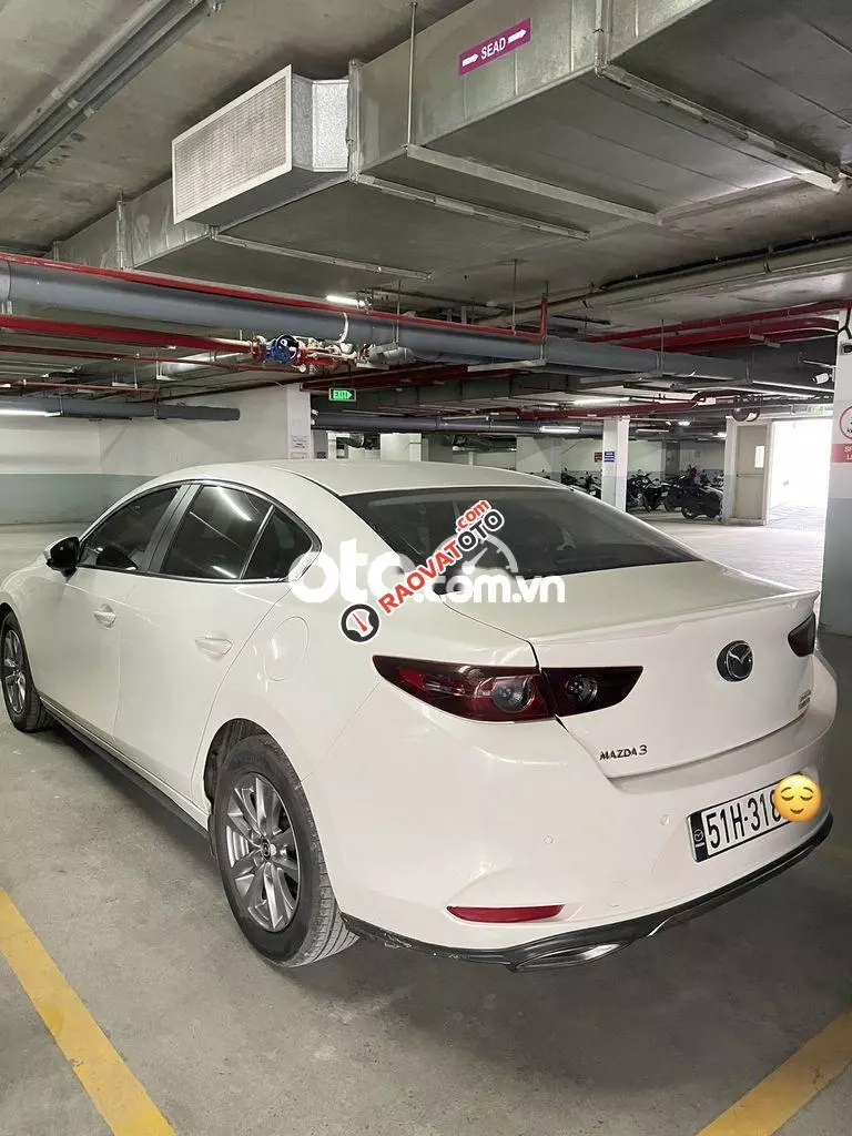 Mazda 3 sx 2020 form 2021 Trắng Ngọc Trinh-2