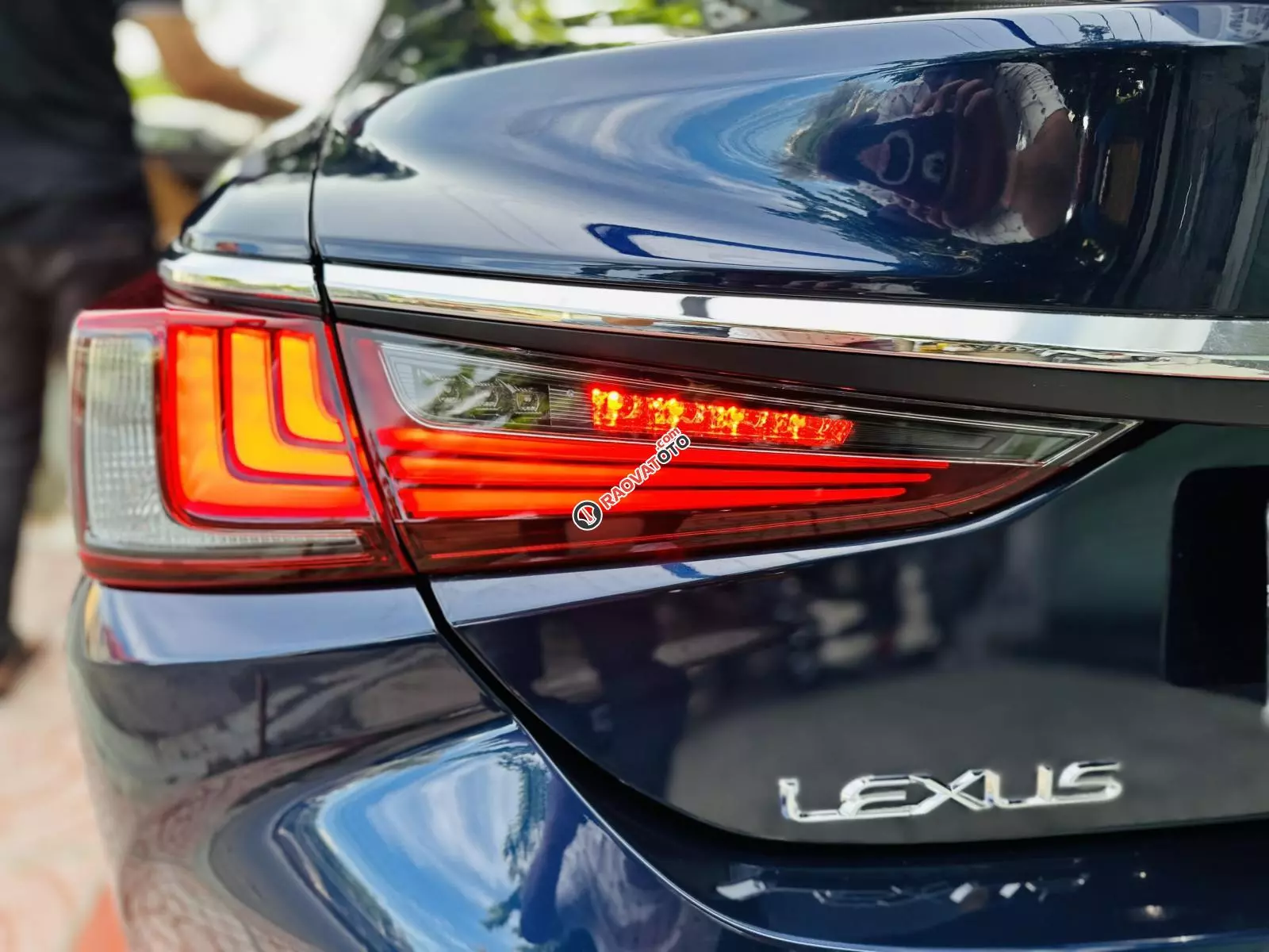 Lexus ES250 2020, màu xanh, odo 11 vạn-7
