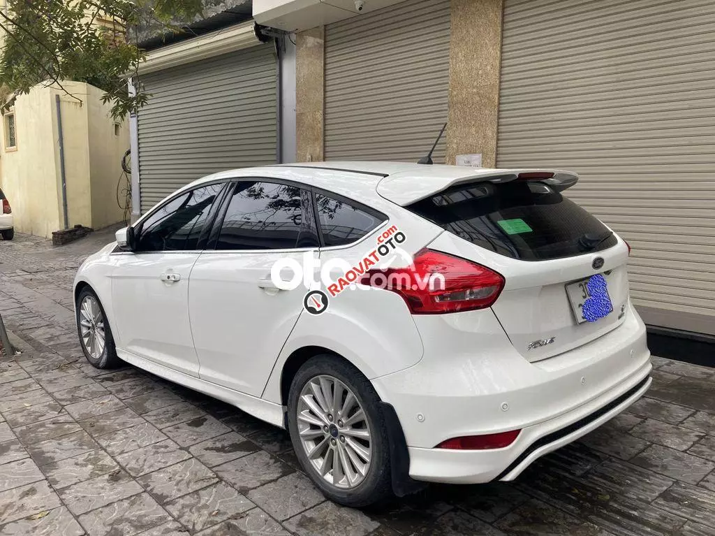 Ford Focus S ecoboost sx 2018 màu trắng.-3