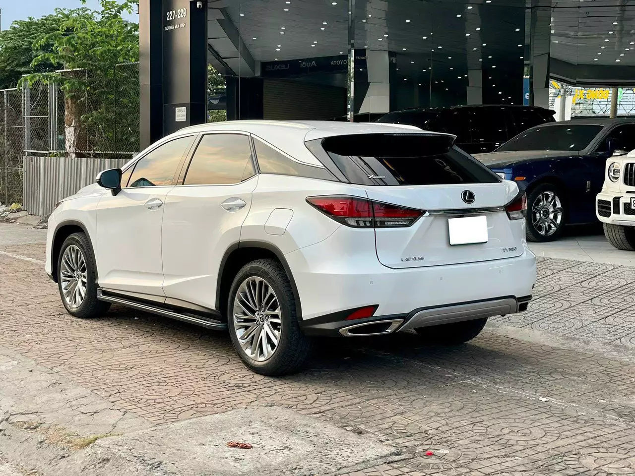 Cần bán xe Lexus Rx 300 sản xuất 2021-1