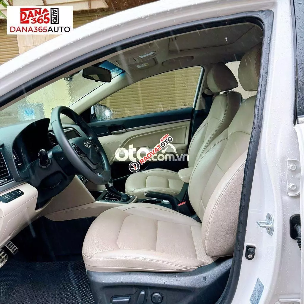 Hyundai Elantra 2.0AT 2019 -Odo 3v9,có cửa sổ trời-1