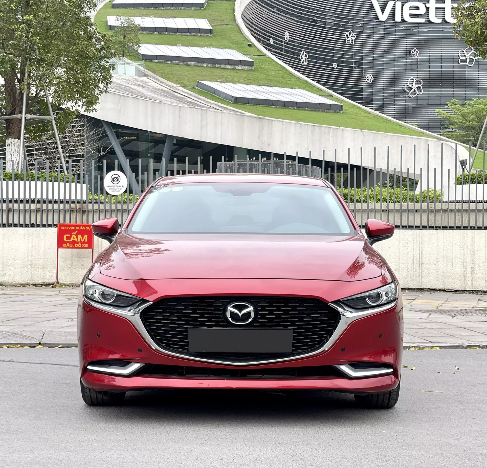 Chính chủ cần bán xe Mazda 3-1.5 luxury đỏ phale -0