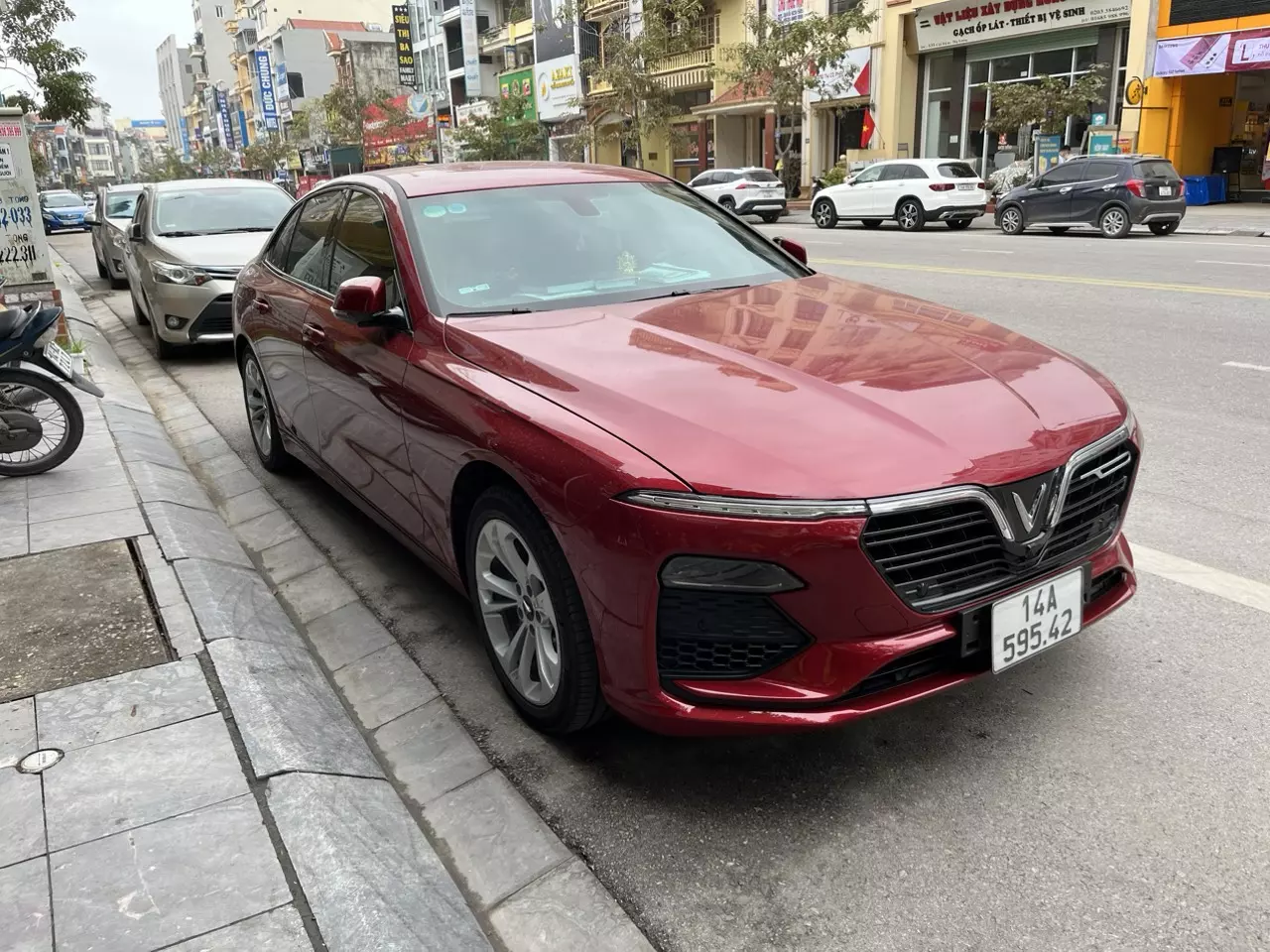 CHÍNH CHỦ CẦN BÁN XE LUX A 2.0 BẢN BASE SẢN XUẤT NĂM 2021-1