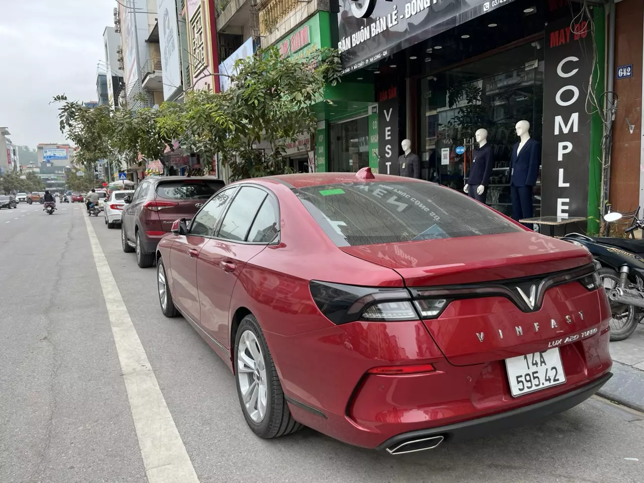 CHÍNH CHỦ CẦN BÁN XE LUX A 2.0 BẢN BASE SẢN XUẤT NĂM 2021-3