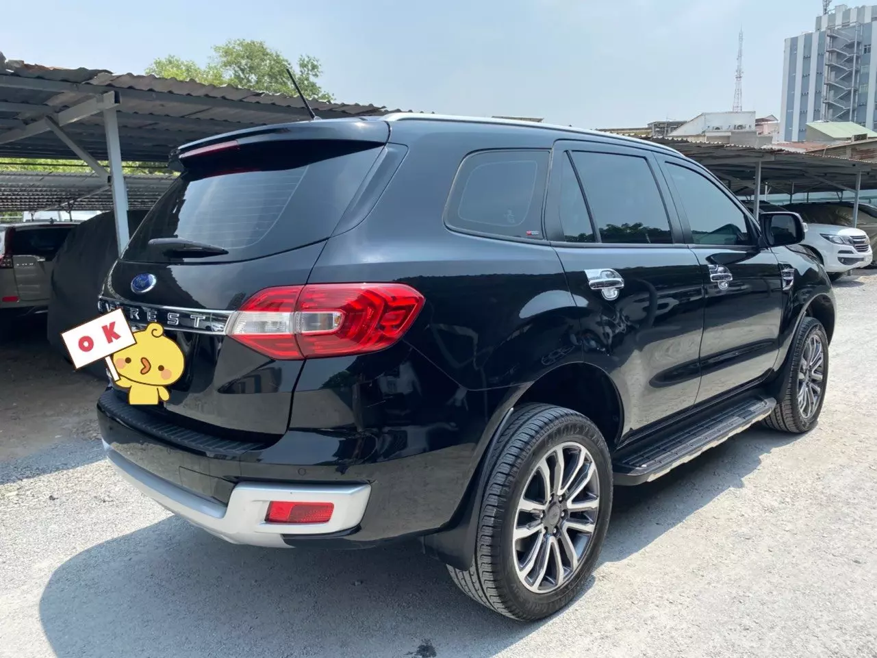 BÁN XE gia đình do không có nhu cầu dùng nữa nên cần bán Ford Everest-5