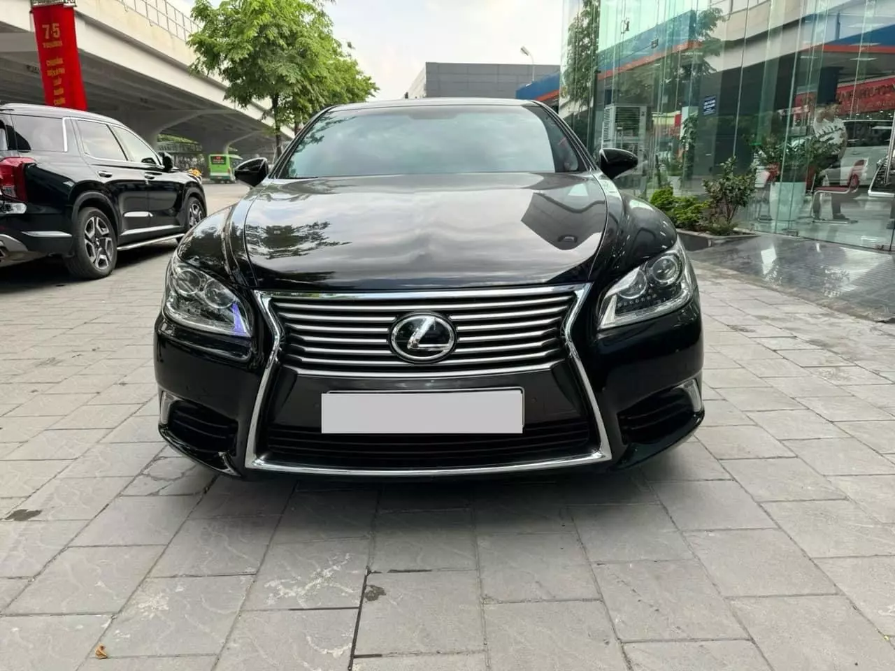 Lexus LS 460L, sản xuất 2015, màu đen, nội thất nâu da bò cực đẹp.-0