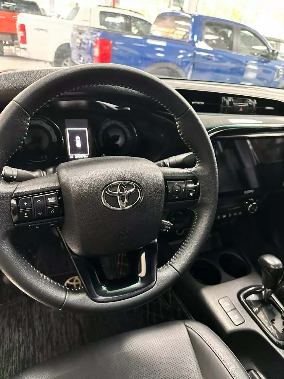 Hàng Mới Về Đây Ae ơi - Toyota Hilux SX 2018 Bản G Std 2 Cầu Máy Dầu-4