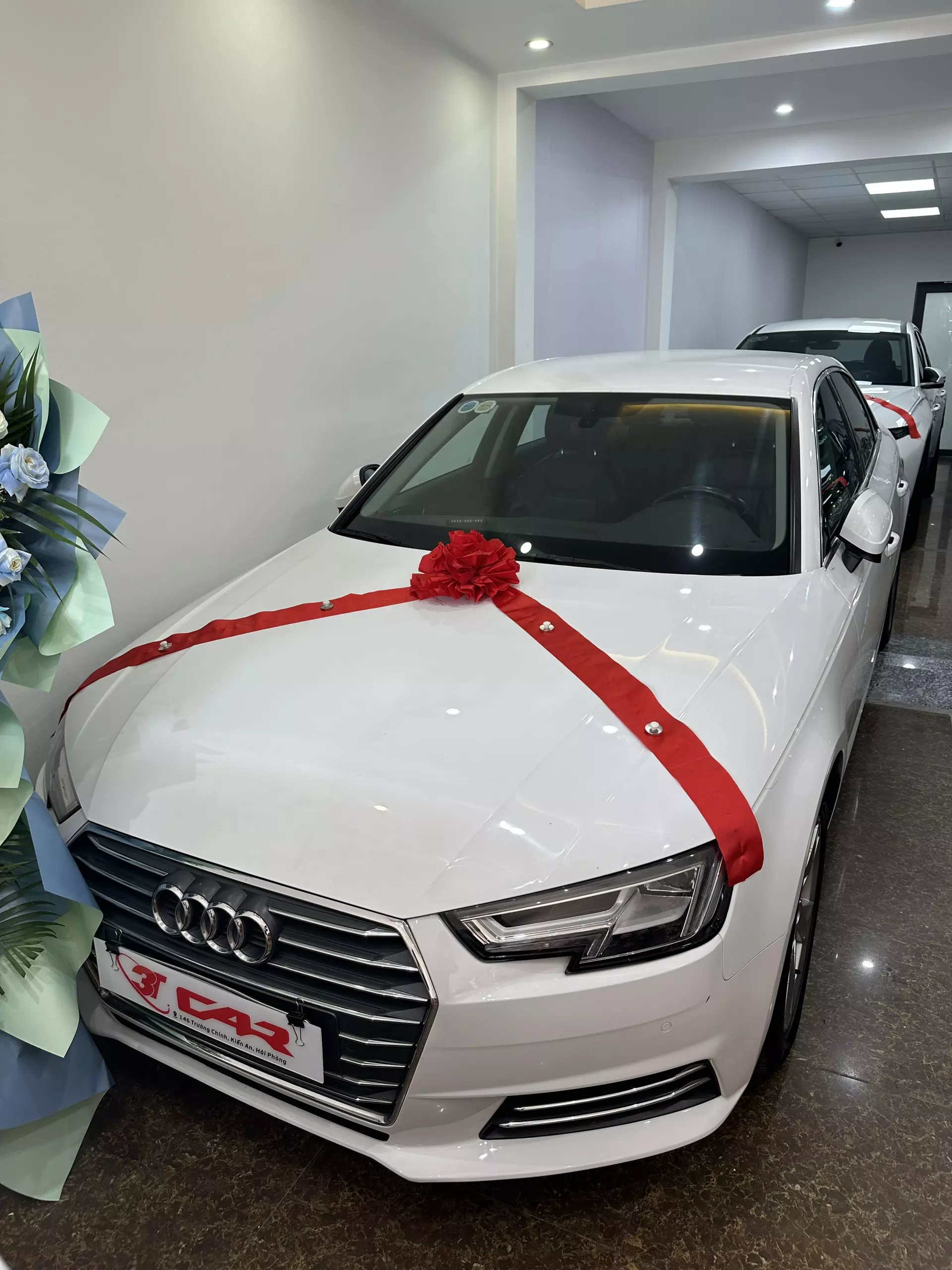 Audi A4 facelift sản xuất 2016 mầu trắng nội thất đen.-0