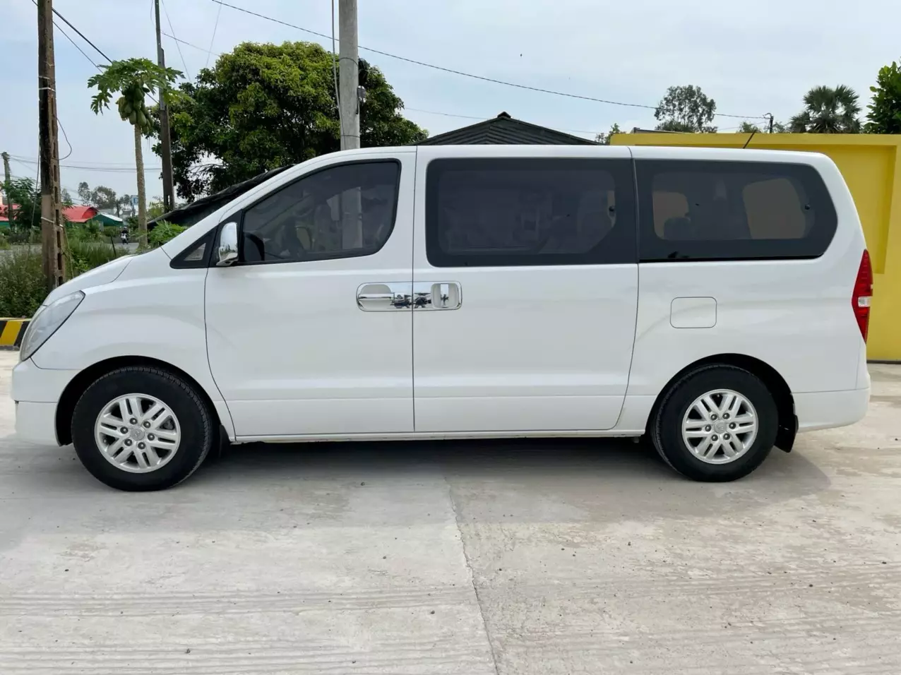 Chính chủ bán xe Hyundai starex 9 chỗ,máy dầu,số sàn-1