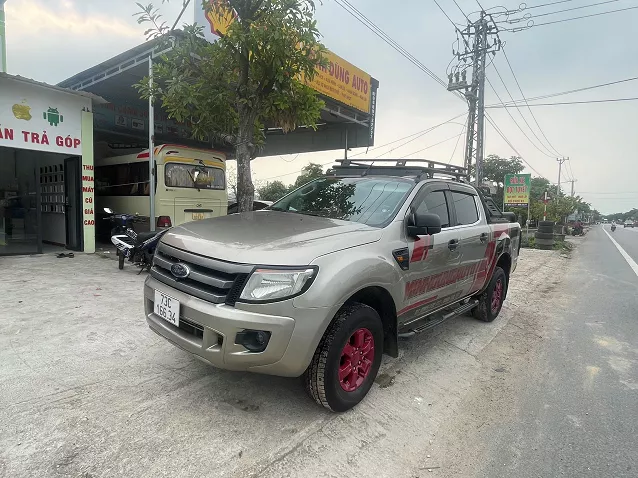 BÁN NHANH Ford ranger 2013 số tự động máy dầu. -1