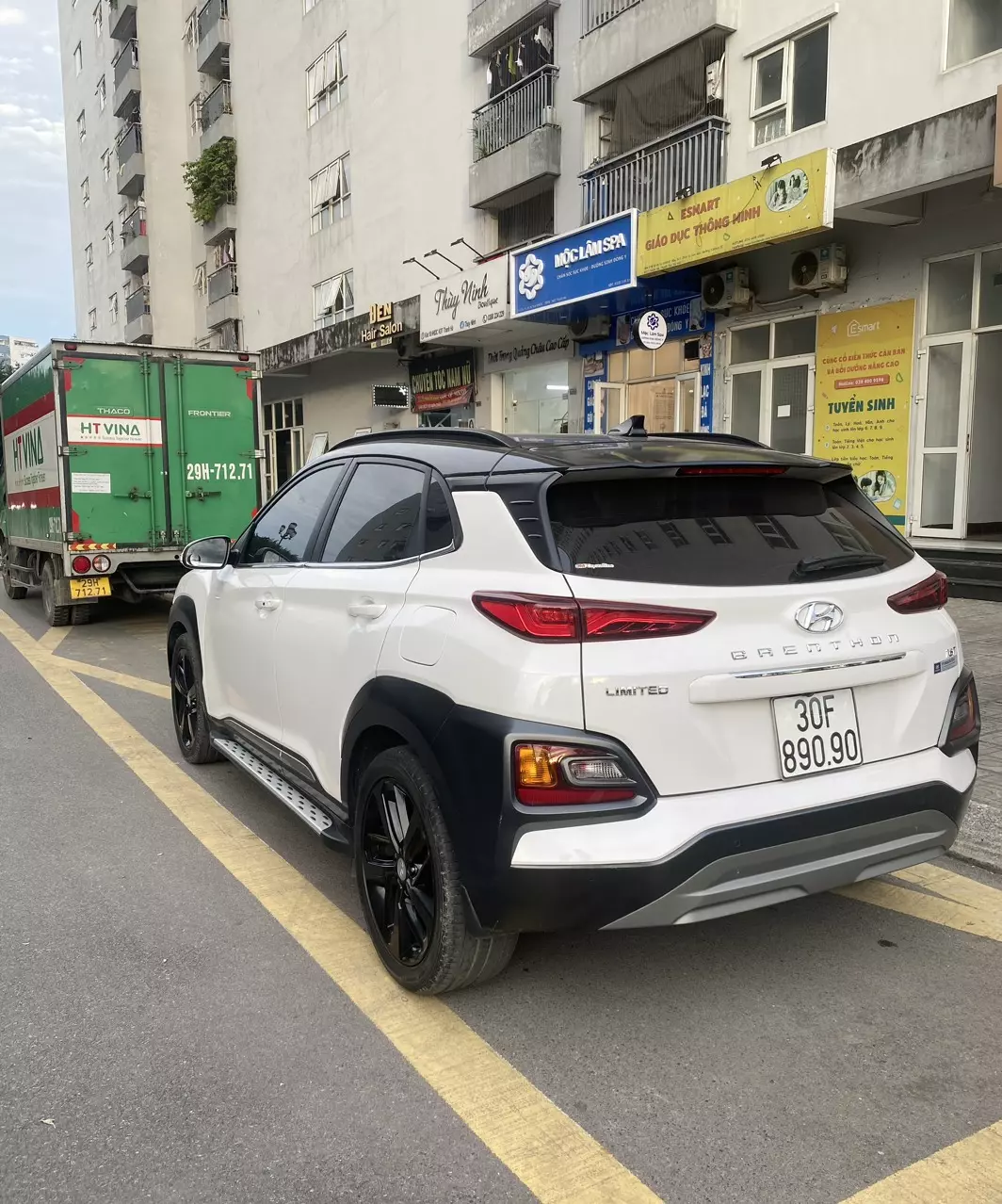 Em cần bán lại Hyundai Kona 1.6 Turbo sx 2019.-3