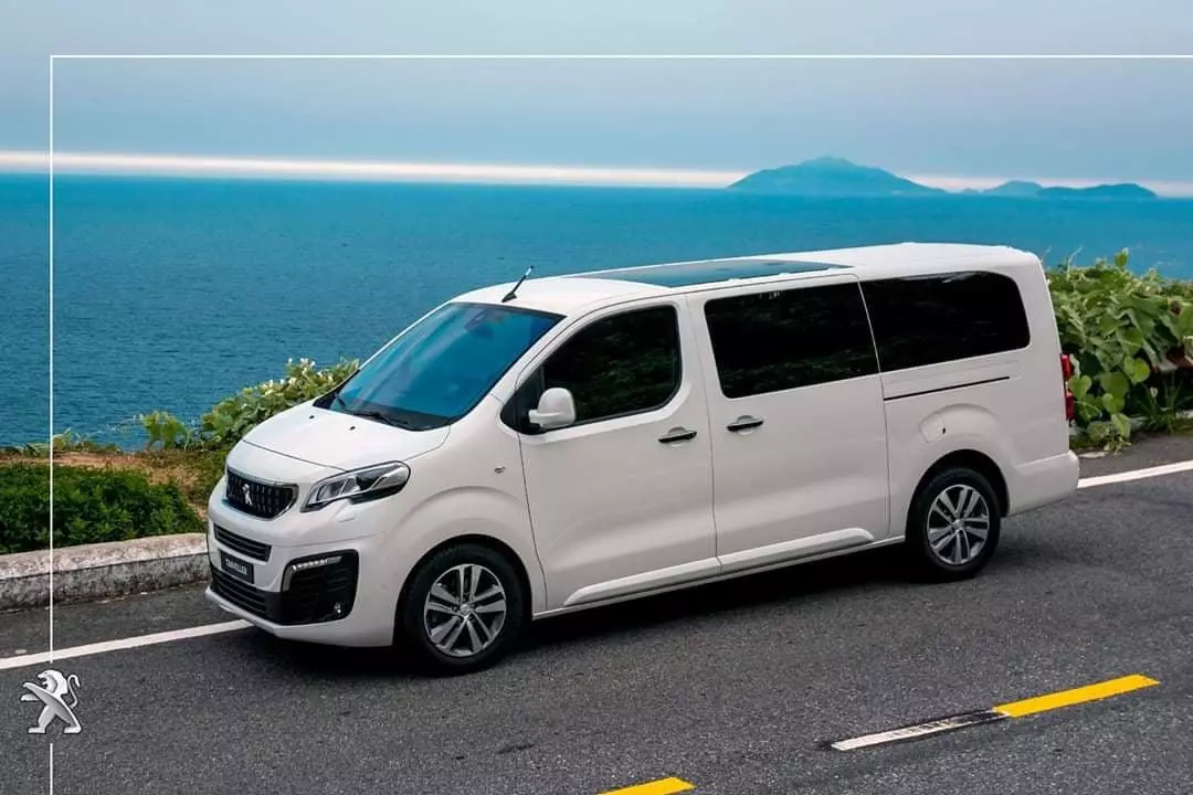 Peugeot Traveller Premium 7S 2021 Đăng ký 2022 Lướt 7.600 Km ( Như xe mới )-1