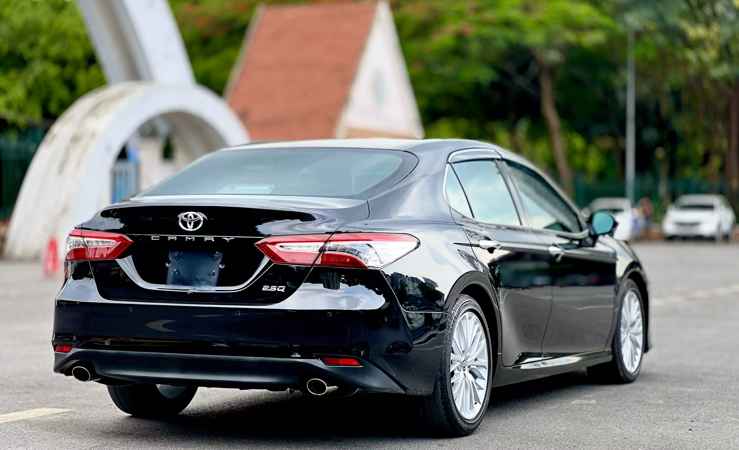 Bán ô tô Toyota Camry 2.5Q 2019, màu đen, xe nhập giá cạnh tranh-5