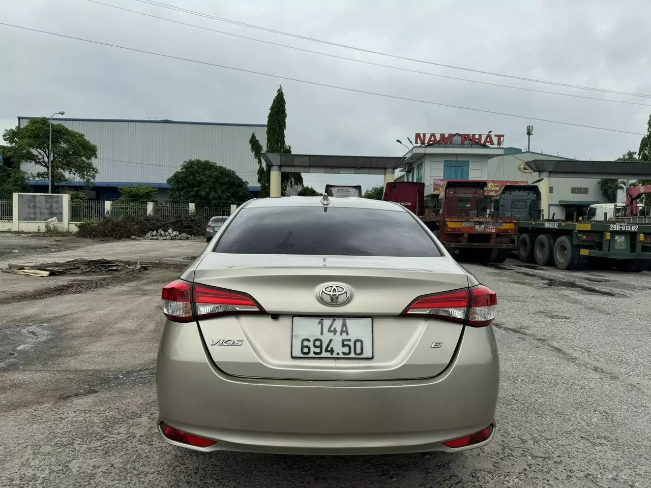 Cần bán xe Vios 2020 bản E số sàn-4