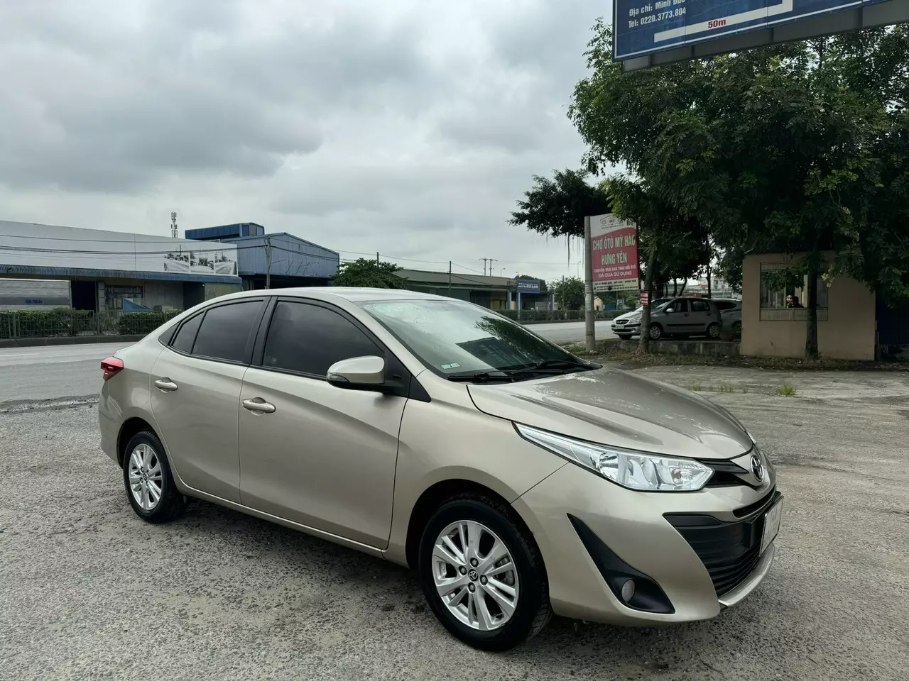 Cần bán xe Vios 2020 bản E số sàn-2