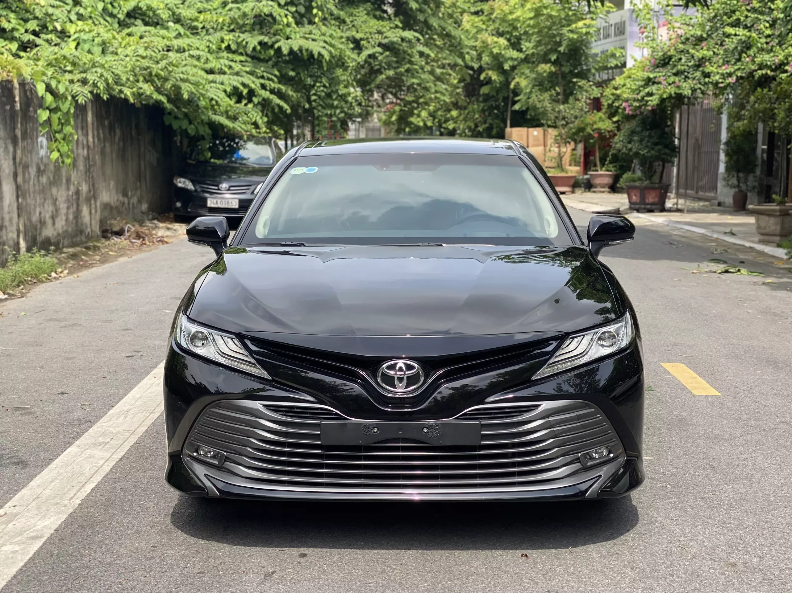 Chính chủ cần bán nhanh Toyota Camry 2.5Q 2021-1